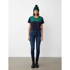 J. Crew Navy and Green Lace Accent T-Shirt Blouse Top Women’s Small